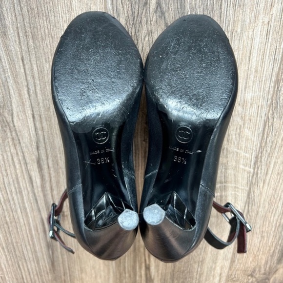 CHANEL Black Calfskin Heeled Ankle Boots | 36.5 - Picture 10 of 11